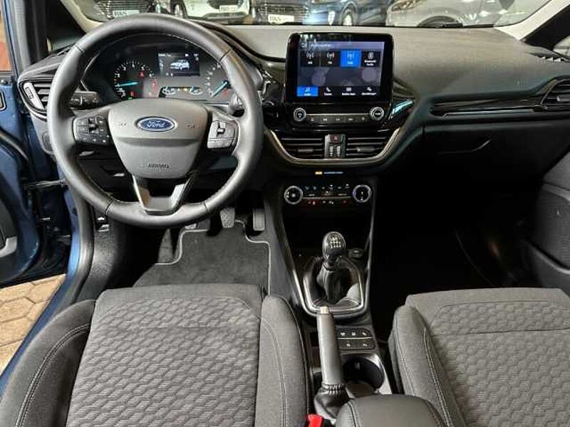 Ford Fiesta Titanium+Rückfahrkamera+Winter-P. +Tempo