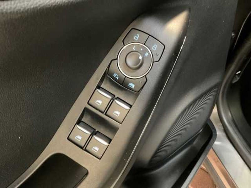 Ford Puma Titanium+Navi+AHK+Kamera+Allwetter+Sitzheizung