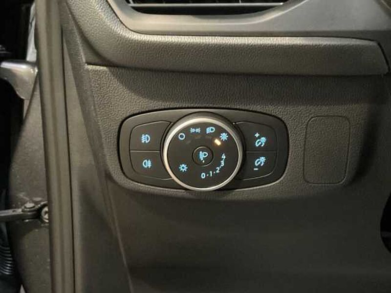 Ford Focus Titanium+Navi+LED+Kamera+KeylessGO+Sitzheizung