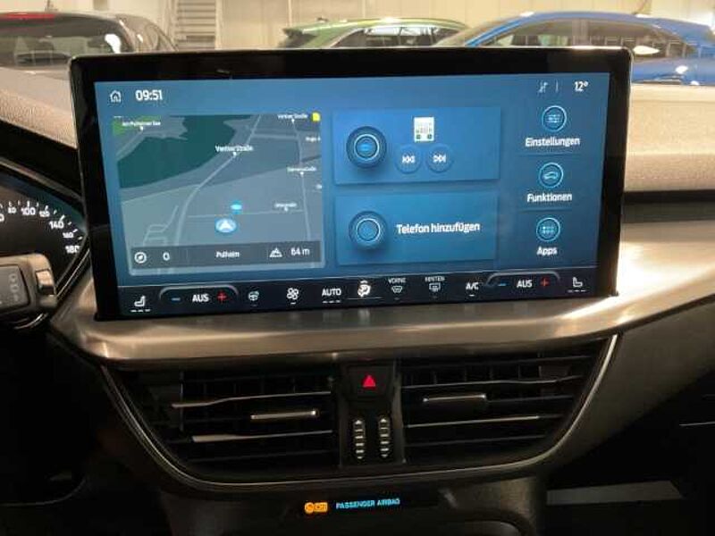 Ford Focus Titanium+Navi+LED+Kamera+KeylessGO+Sitzheizung