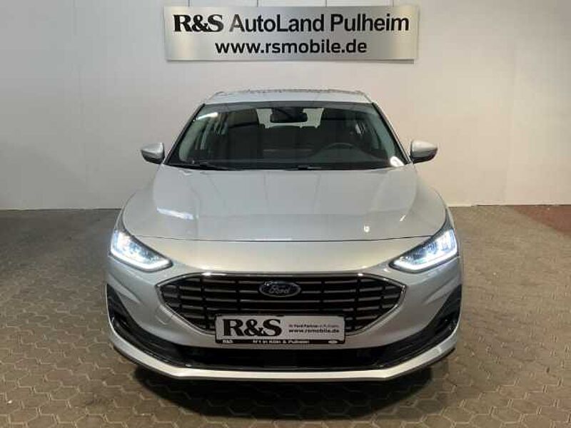 Ford Focus Titanium Winter-P. RÜCKF. PDC. NAVI. Allwetterreifen