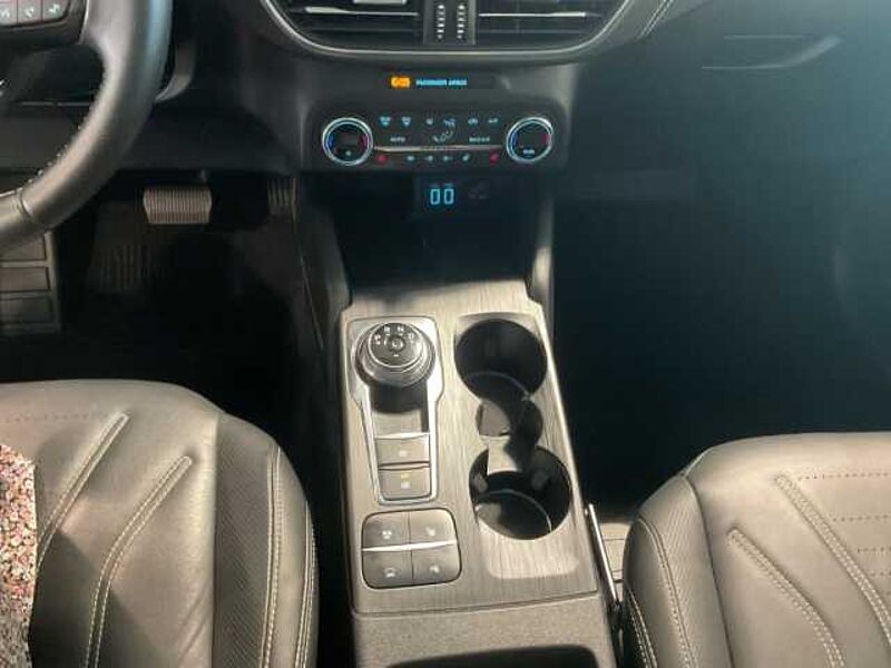 Ford Kuga Vignale FHEV AWD+elek. AHK+Pano+LED+B&O+Navi