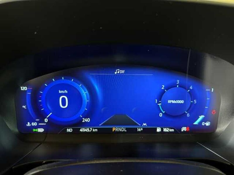 Ford Kuga Titanium+Automatik+AHK+Pano+Head-Up+Kamera