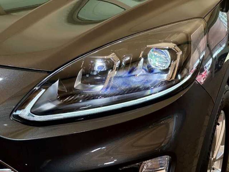 Ford Kuga Titanium+Automatik+AHK+Pano+Head-Up+Kamera