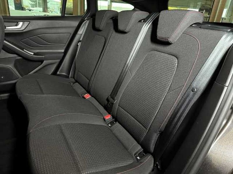 Ford Focus Turnier ST-Line+5J. Garantie*+Automatik