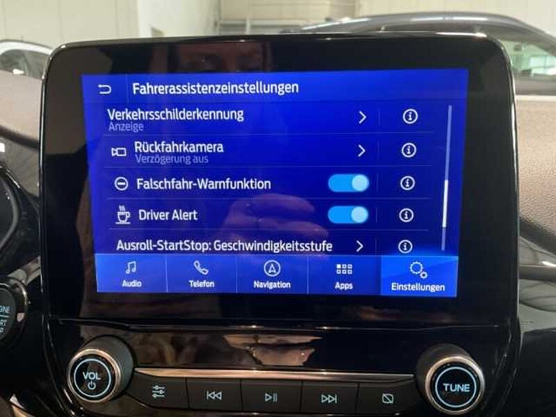 Ford Fiesta Titanium X RÜCKF. Winter-P. PDC. NAVI. Allwetterreifen