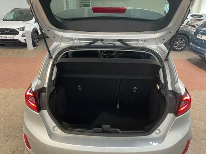 Ford Fiesta Titanium X RÜCKF. Winter-P. PDC. NAVI. Allwetterreifen