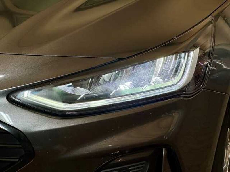 Ford Focus Turnier ST-Line+Automatik+AHK+PDC+Navi