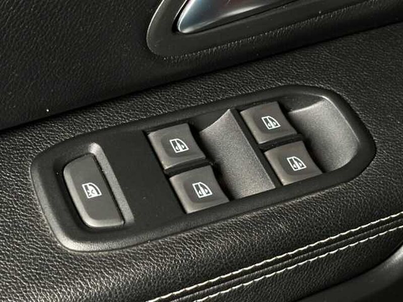 Dacia Duster II Prestige+Kamera+Sitzheizung+Tempo