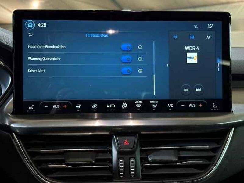 Ford Focus Titanium X+5J. Garantie*+Automatik+B&O