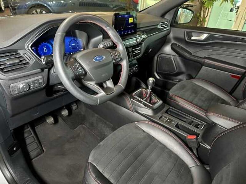 Ford Kuga ST-Line X+Kamera+B&O+Key-Free+BILS+Navi