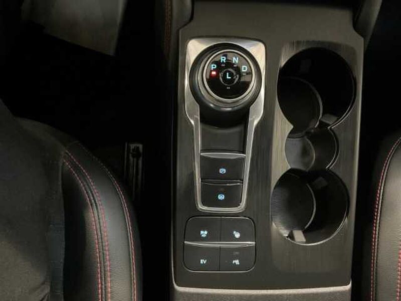 Ford Kuga ST-Line X NAVI. PDC. RÜCKF. Frontkamera + Sitzheizung