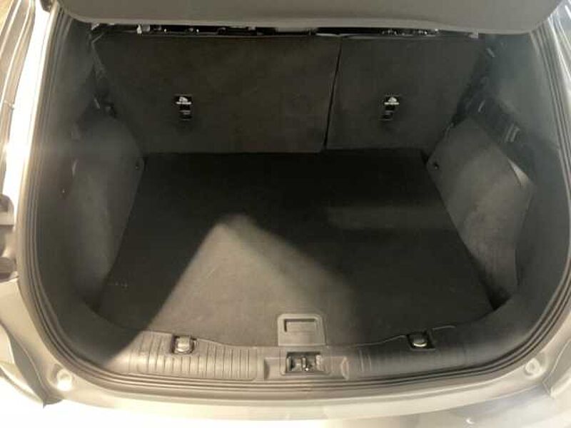 Ford Kuga ST-Line X NAVI. PDC. RÜCKF. Frontkamera + Sitzheizung