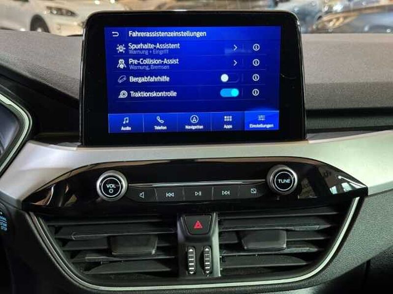 Ford Kuga Cool&Connect+Automatik+PDC+Navi+Winter-P.