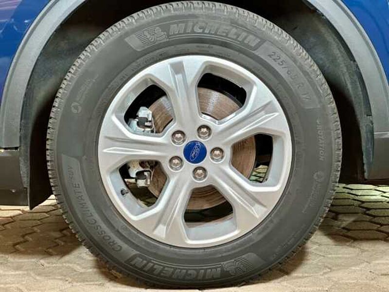 Ford Kuga Cool&Connect+Automatik+Navi+PDC+Winter-P.