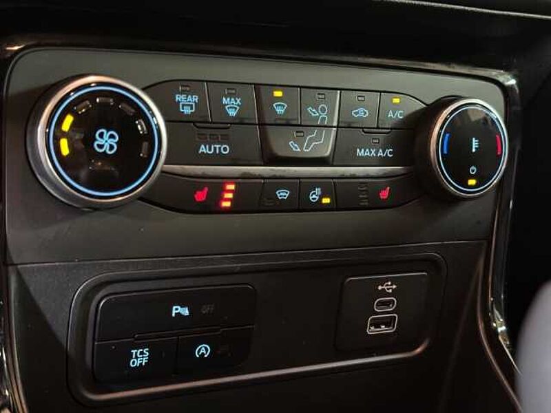Ford EcoSport ST-Line+Kamera+B&O+Key-Free+BILS+Navi