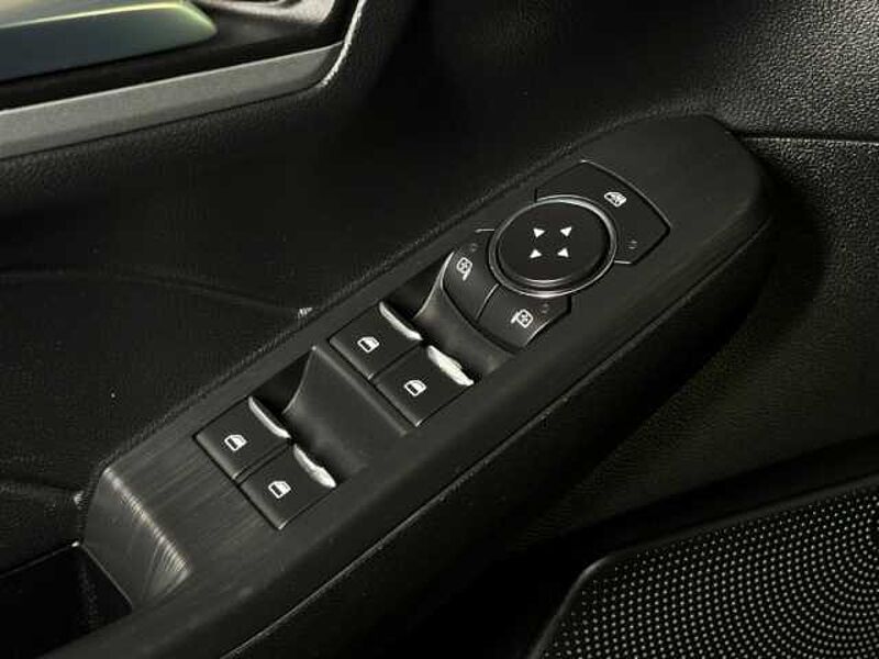 Ford Kuga Cool&Connect+Automatik+Navi+PDC+Sitzheizung