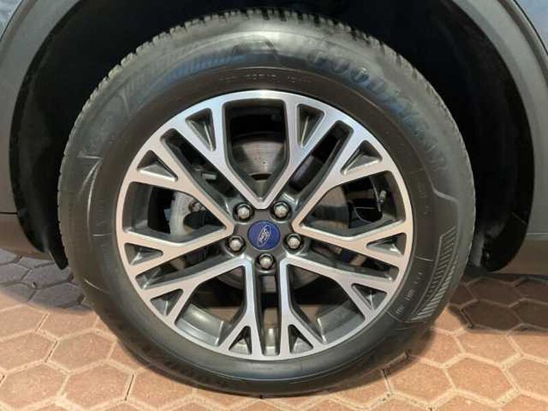 Ford Kuga Titanium X+LED+B&O+Head-UP+Kamera+Sitzheizung