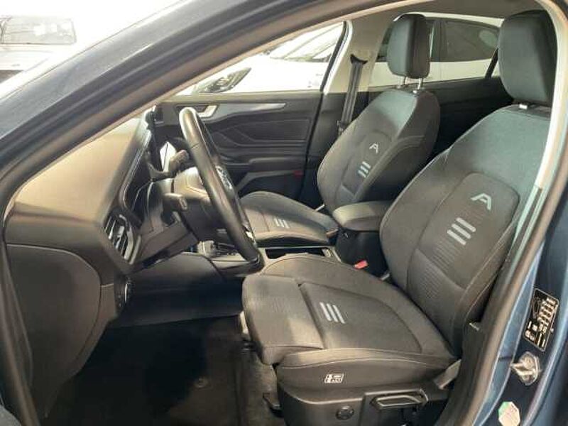 Ford Focus Turnier Active+Automatik+LED+Kamera+Navi