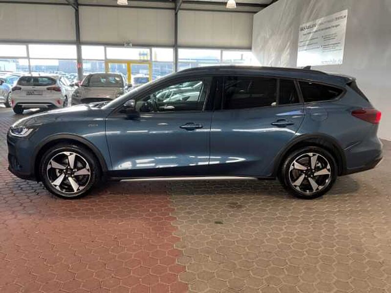 Ford Focus Turnier Active+Automatik+LED+Kamera+Navi