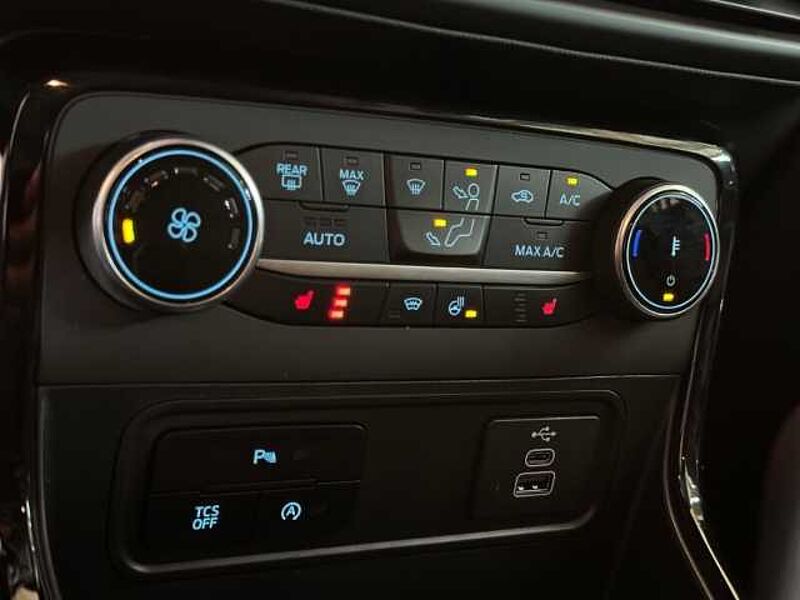 Ford EcoSport Active+Kamera+B&O+Navi+BLIS+Key-Free