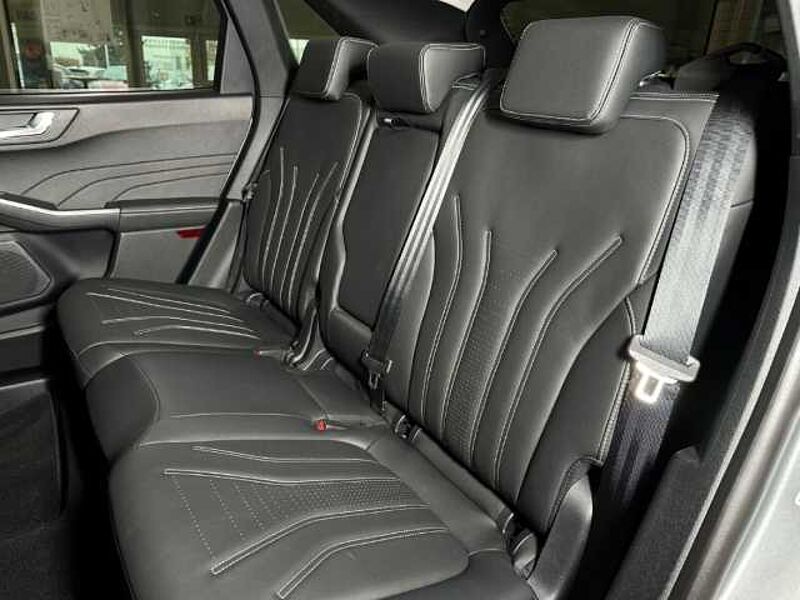 Ford Kuga Vignale+Pano+AHK+B&O+Head-Up+Key-Free