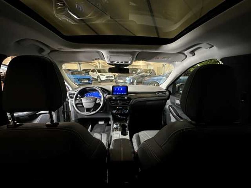 Ford Kuga Vignale+Pano+AHK+B&O+Head-Up+Key-Free