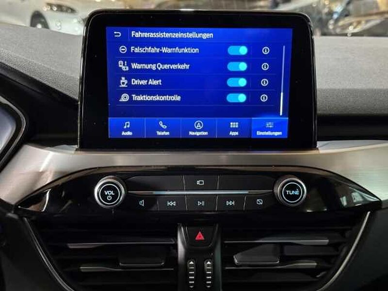 Ford Kuga Titanium+Automatik+Head-Up+Key-Free+Kamera