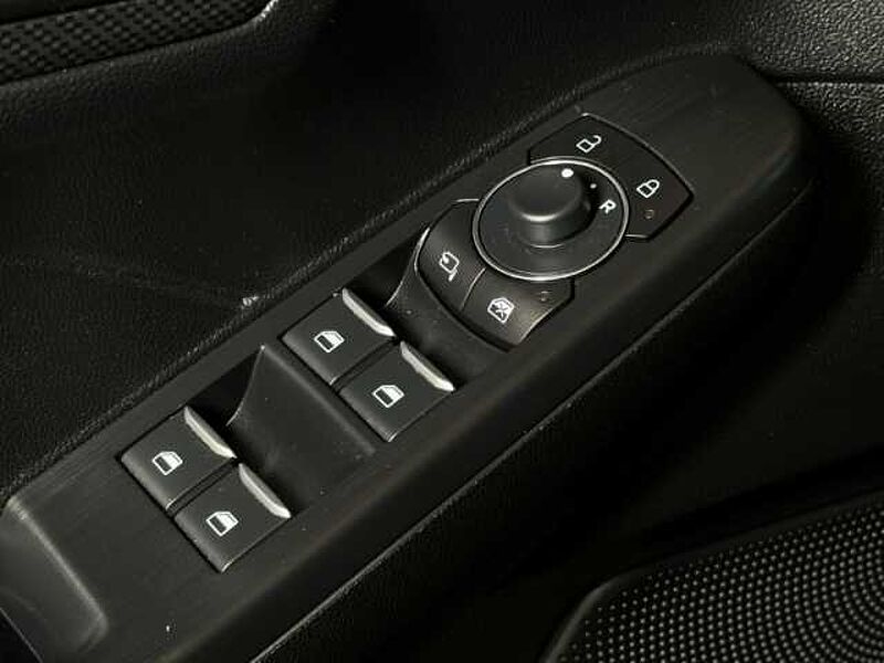 Ford Kuga ST-Line+Allrad+Pano+AHK+Key-Free+Kamera