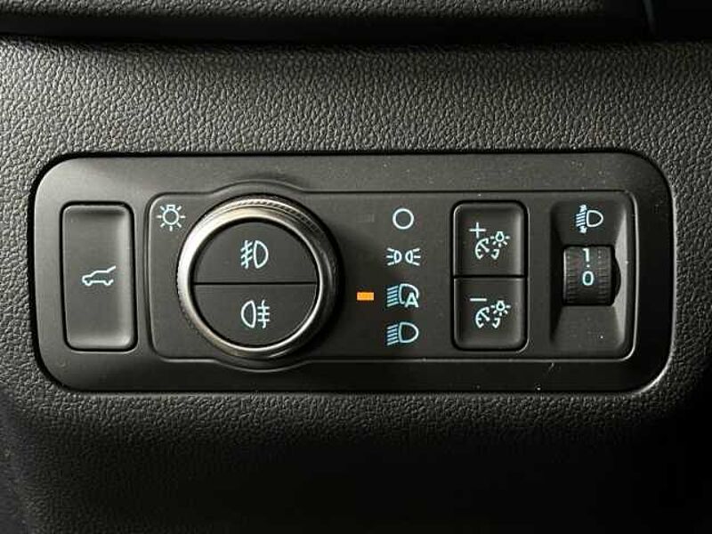 Ford Kuga ST-Line+Allrad+Pano+AHK+Key-Free+Kamera