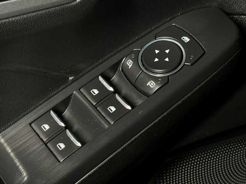 Ford Kuga Cool&Connect+Automatik+PDC+Navi+Sitzheizung