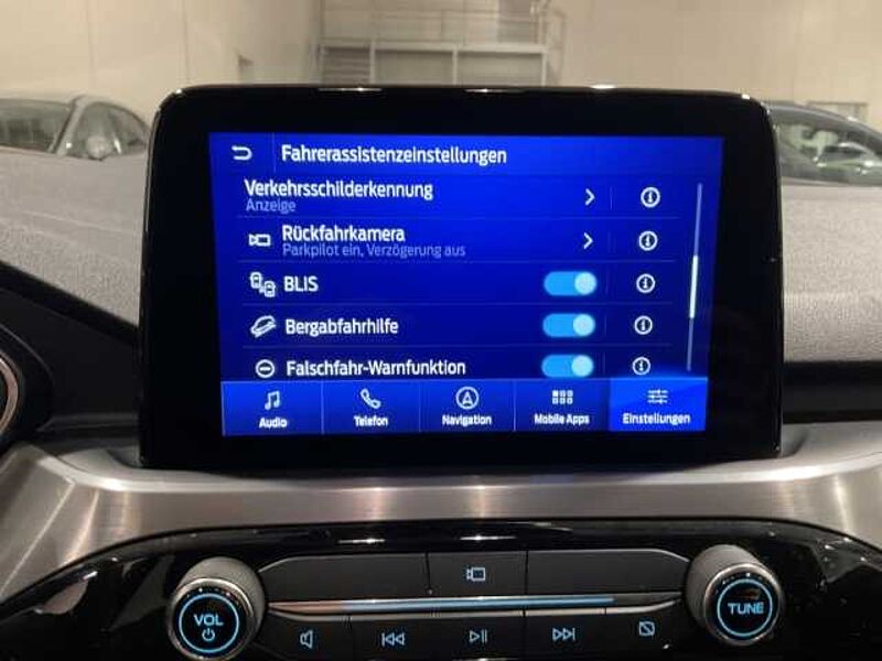 Ford Kuga Titanium FHEV AWD+Head-UP+KeyFree+Kamera