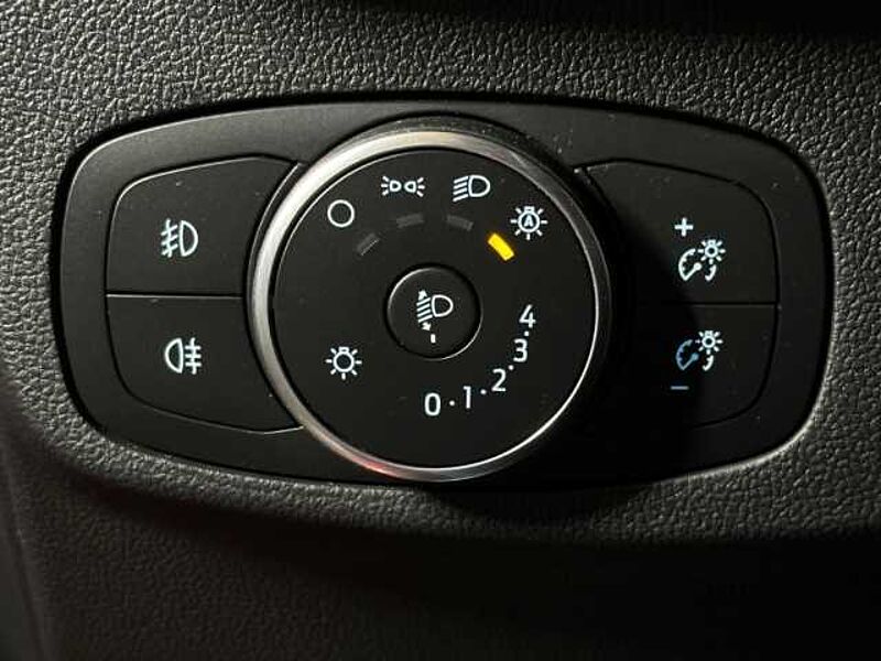 Ford Focus Cool&Connect+Parklpilot+Winter-P. +Tempo