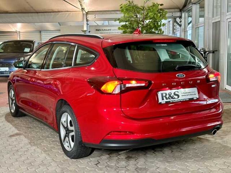 Ford Focus Cool&Connect+Parklpilot+Winter-P. +Tempo