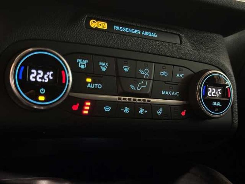 Ford Kuga Cool&Connect+Automatik+AHK+PDC+Winter-P.