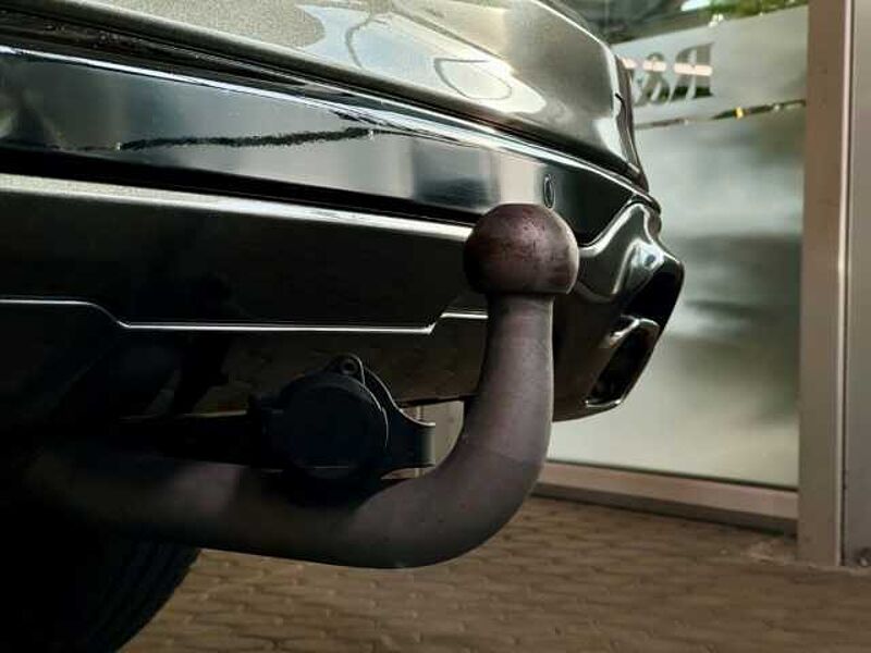 Ford Kuga ST-Line X+Pano+AHK+Head-Up+B&O+Key-Free