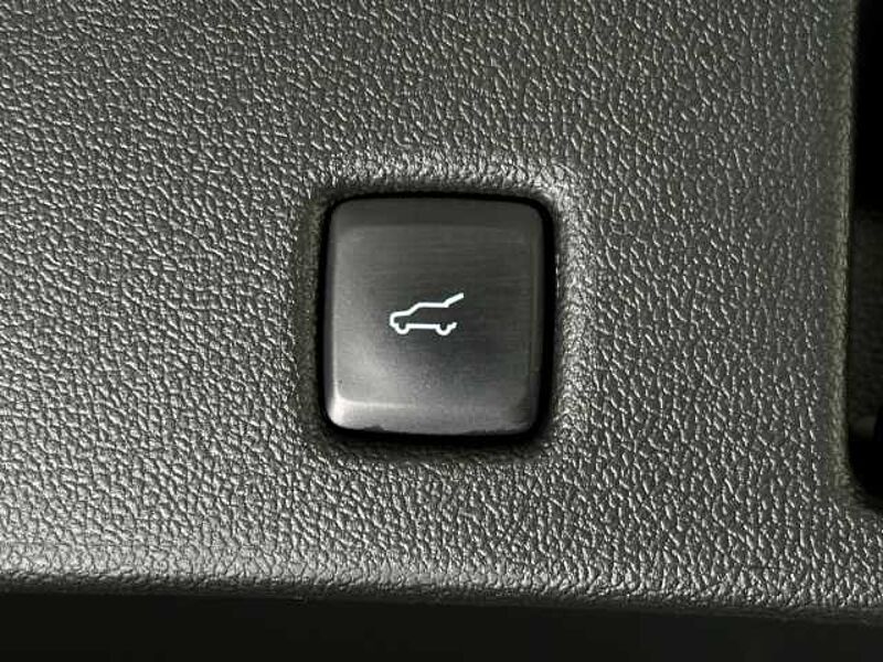 Ford Kuga ST-Line X+Pano+AHK+Head-Up+B&O+Key-Free