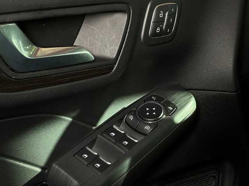 Ford Kuga Vignale+AHK+B&O+Head-Up+Key-Free+Kamera