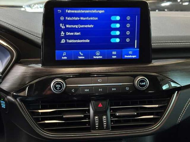 Ford Kuga Vignale+Pano+AHK+B&O+Head-Up+Key-Free