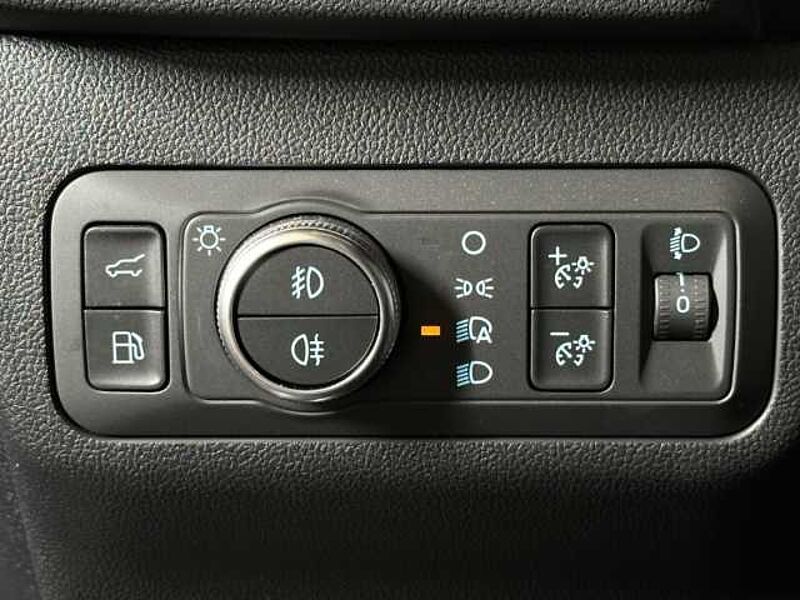 Ford Kuga ST-Line X+Automatik+AHK+B&O+Kamera+Navi