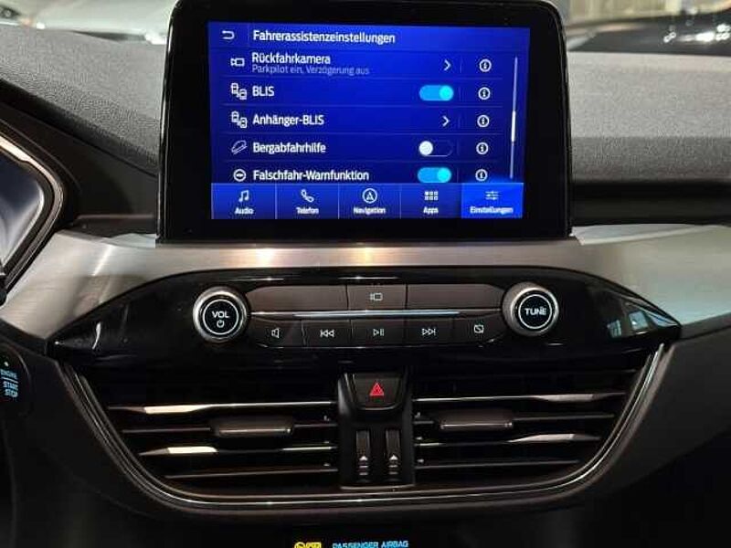 Ford Kuga Titanium X+Automatik+AHK+B&O+Kamera+Navi