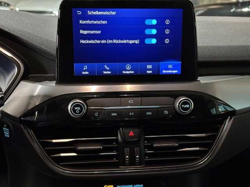 Ford Kuga Titanium X+Automatik+AHK+B&O+Kamera+Navi