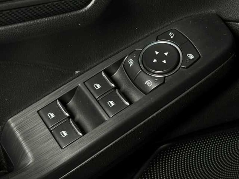 Ford Kuga ST-Line+Automatik+Kamera+Head-Up+Winter-P.