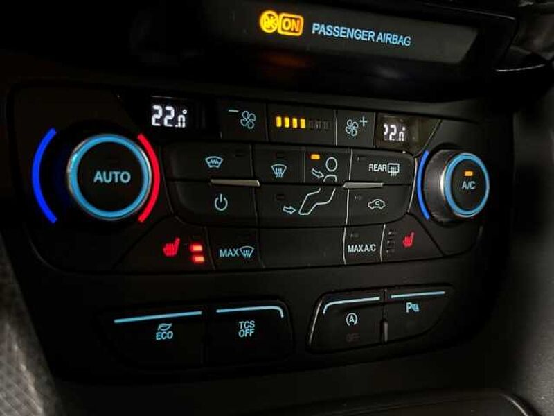 Ford Tourneo Connect Titanium L2+Automatik+Kamera