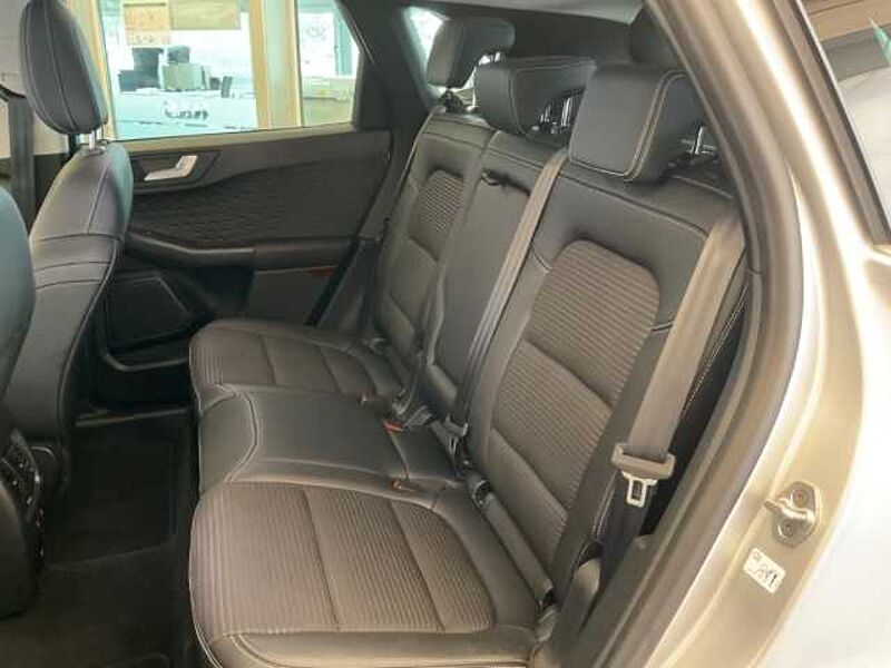 Ford Kuga PHEV Titanium-X+Rückfahrkamera+Sitzheizung PHEV Titanium-X+Rückfahrkamera+Sitzheizung