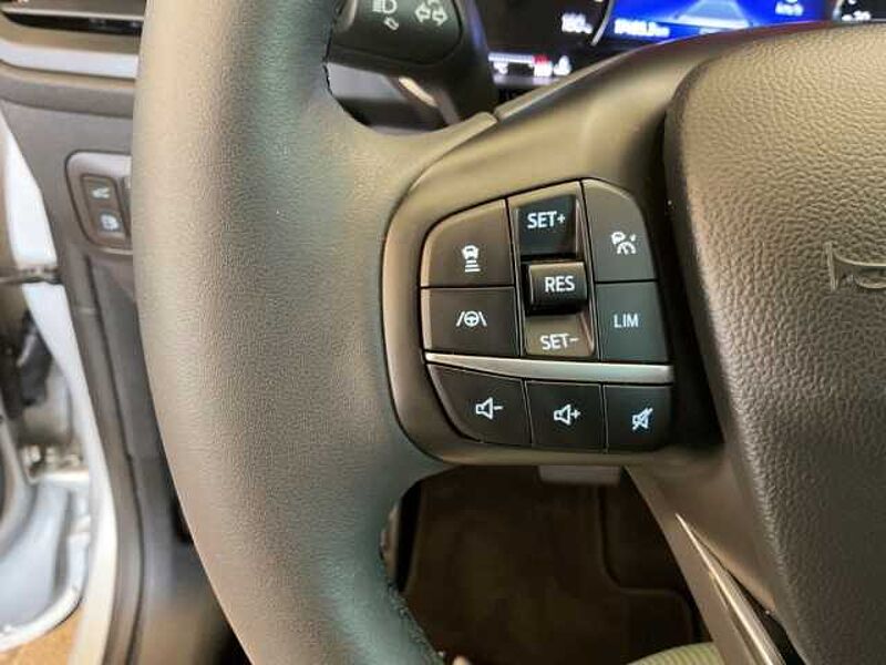 Ford Kuga PHEV Titanium-X+Rückfahrkamera+Sitzheizung PHEV Titanium-X+Rückfahrkamera+Sitzheizung