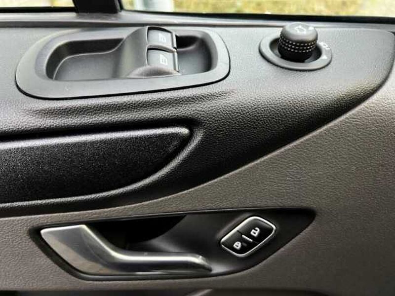 Ford Transit Custom 320 L2H2 Trend Rückfahrkamera Hochdach Kasten 320 L2 H2 Trend Rückfahrkamera+Hochdach